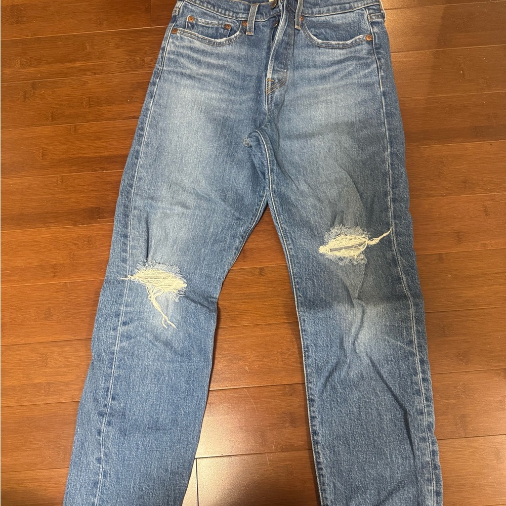 Levi's - Picture 3 of 4